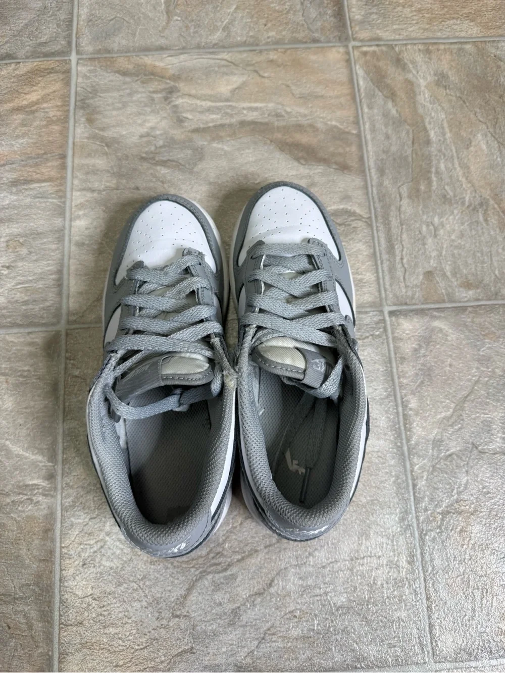 Nike Dunk Lows White Smoke Grey PS Shoe Size 2Y Gray FB9109-123 Preowned